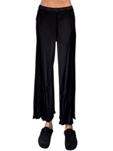 Load image into Gallery viewer, Milano Short Pants 7-150M