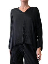 Load image into Gallery viewer, Layla Blouse 3-132 Y