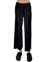Load image into Gallery viewer, Milano Short Pants 7-150M
