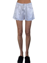 Load image into Gallery viewer, Levi Shorts
