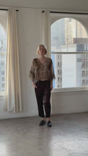 Load and play video in Gallery viewer, Irit Blouse Leopard
