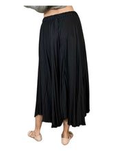 Load image into Gallery viewer, Angie Skirt
